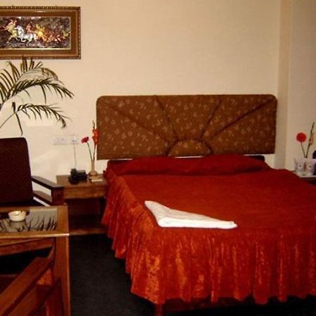 The Sikkim Continental Hotell Gangtok Exteriör bild